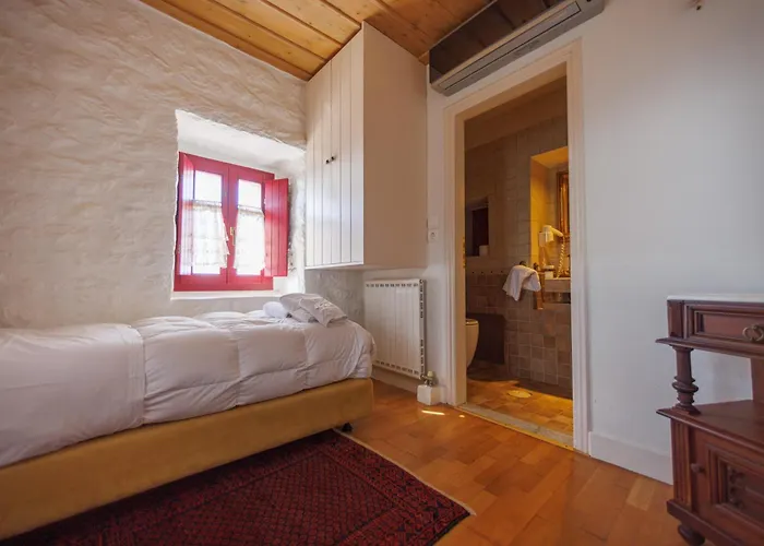 Lithos Traditional Tower Areopoli