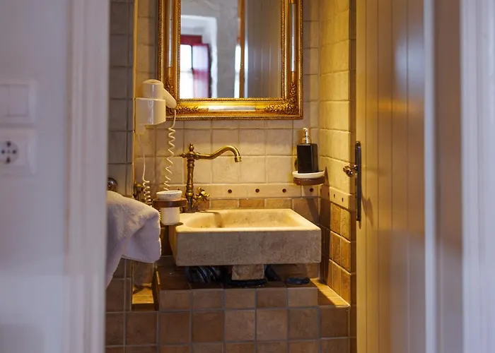 Lithos Traditional Tower