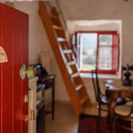 Lithos Traditional Tower Lejlighed *