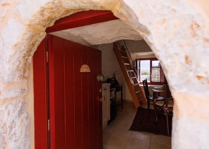 Lithos Traditional Tower *